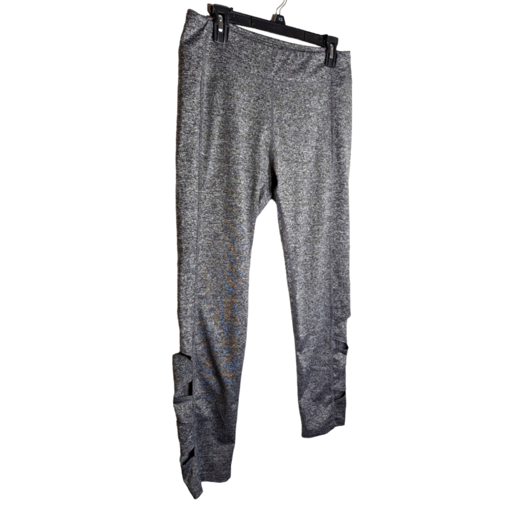 Zone Pro XL Legging Heather Gray Cropped‎ Length with Criss Cross Accents